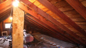 attic without insulation